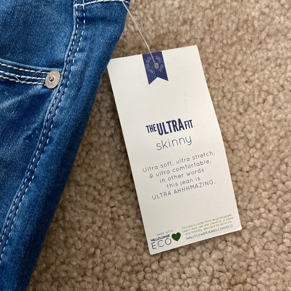 Wallflower skinny jeans - Picture 2 of 3